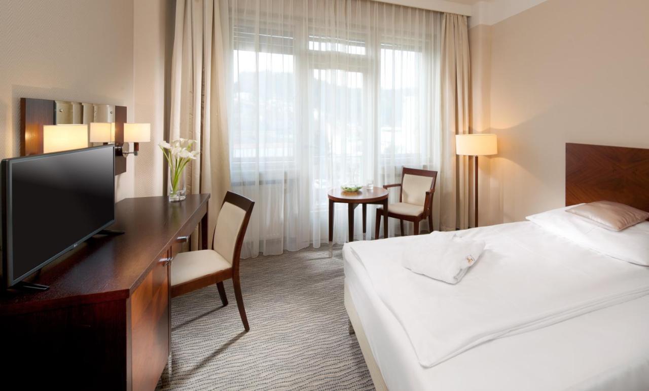 לוהקוביק Alexandria Spa & Wellness Hotel מראה חיצוני תמונה