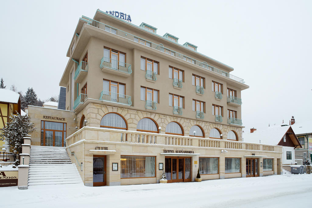 לוהקוביק Alexandria Spa & Wellness Hotel מראה חיצוני תמונה