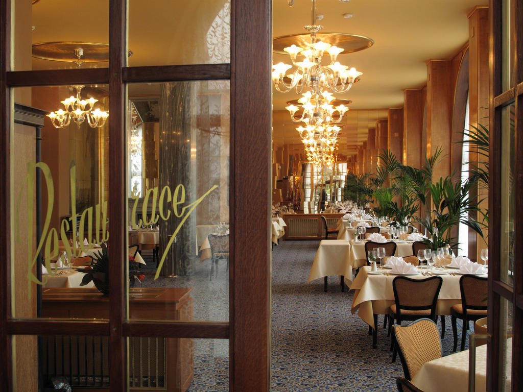 לוהקוביק Alexandria Spa & Wellness Hotel מראה חיצוני תמונה